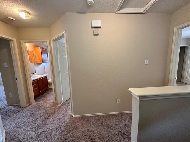 Building Photo - 1505 Davis Mountain Loop