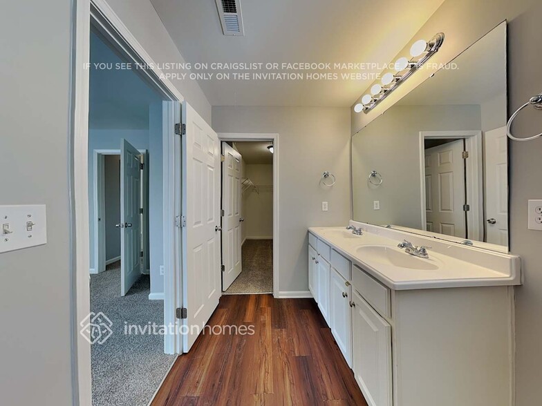 Building Photo - 1016 Kings Mountain Ln