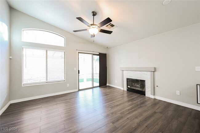 Building Photo - 875 Wallach Ave