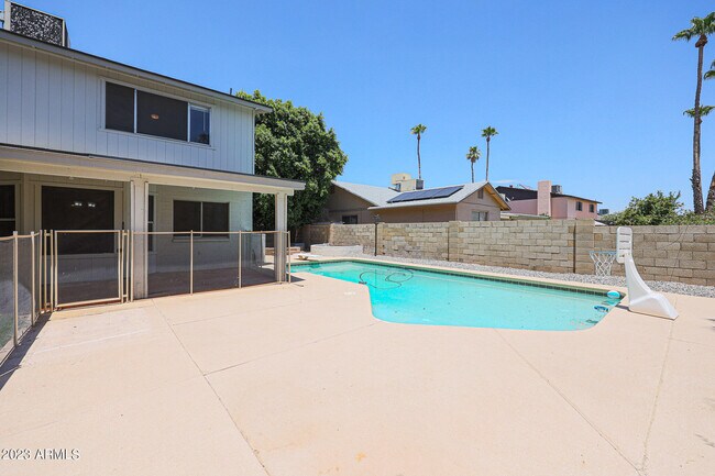 Building Photo - 6207 W Riviera Dr