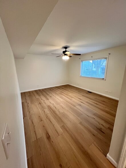 Building Photo - 666 Mariner Dr