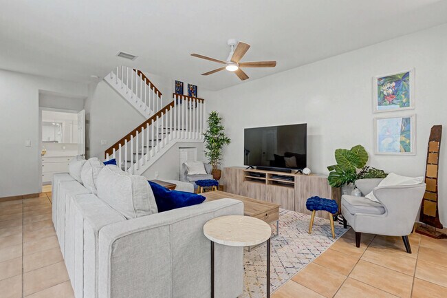 Building Photo - 1545 Seagrape Way