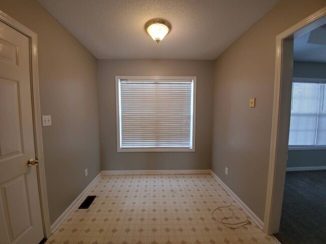 Building Photo - Welcome Home! Your Perfect Blend of Comfor...
