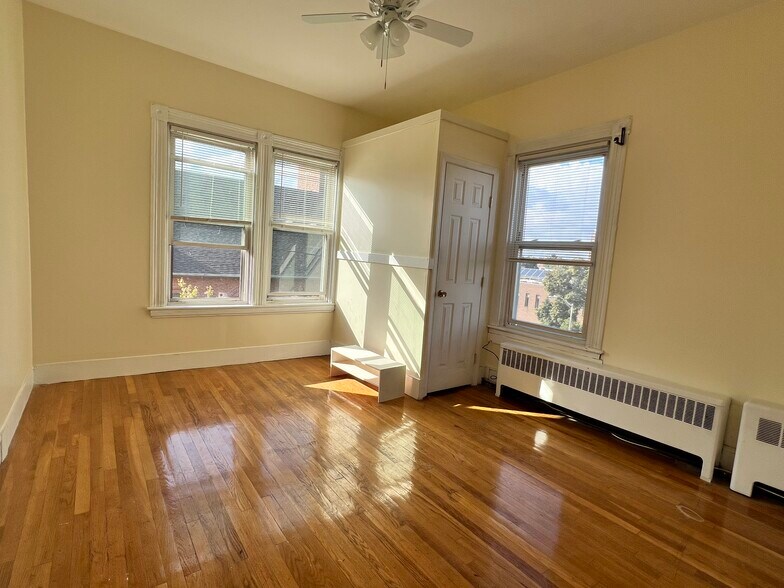 Bedroom #1 - 270 Norfolk St