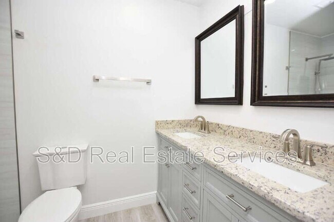 Building Photo - 4208 Ridge Rd