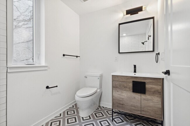 Building Photo - 1809 N 18th St