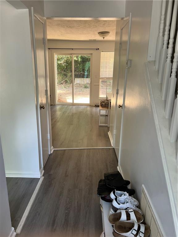 Building Photo - 3583 Kennesaw Station Dr