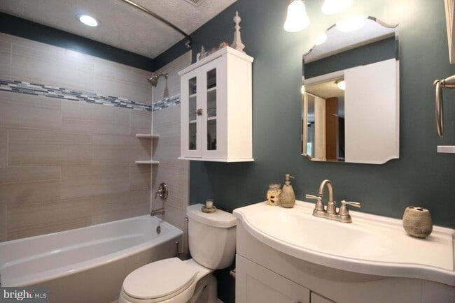 Building Photo - 1644 Purple Sage Dr