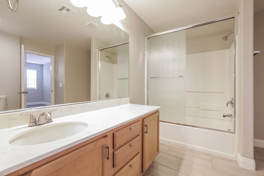 Building Photo - 9256 Wild Stampede Ave