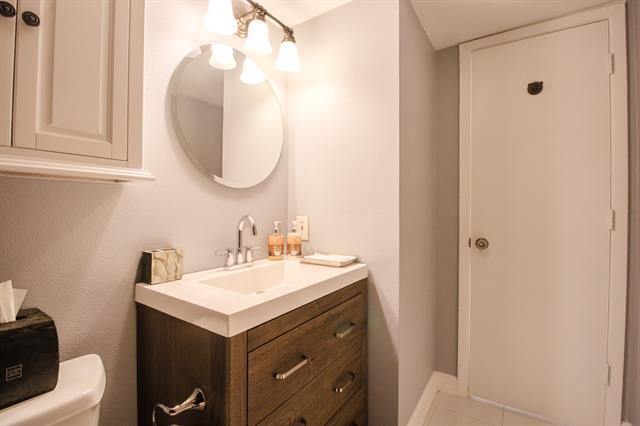 Building Photo - 5200 Martel Ave