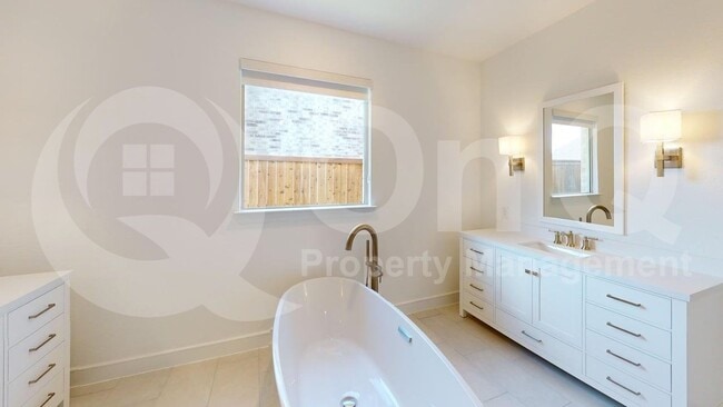 Building Photo - 8813 Creekhollow Ct