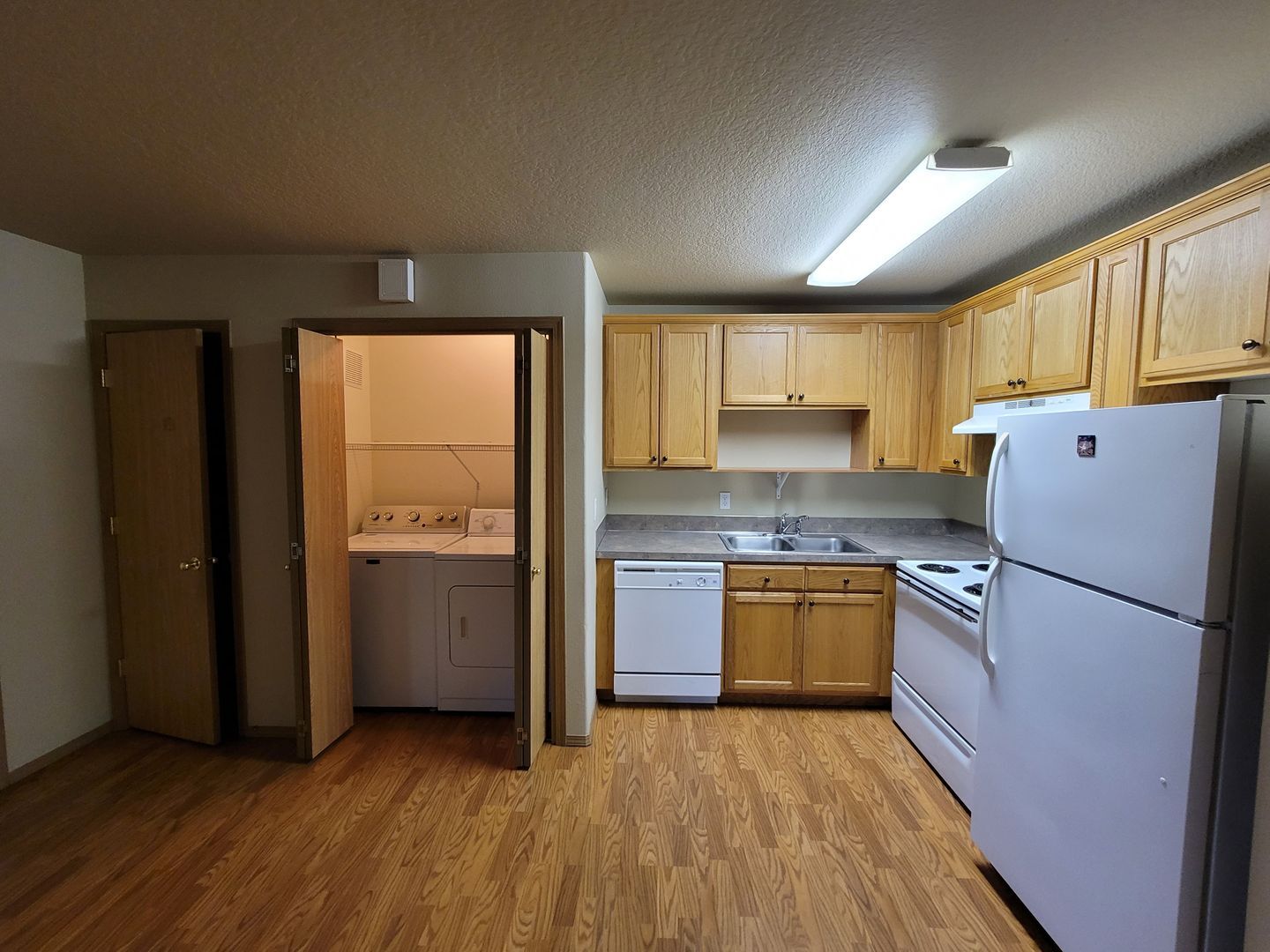 Building Photo - 8102 SE Lambert St