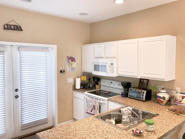 Building Photo - 480 Cabernet Pl