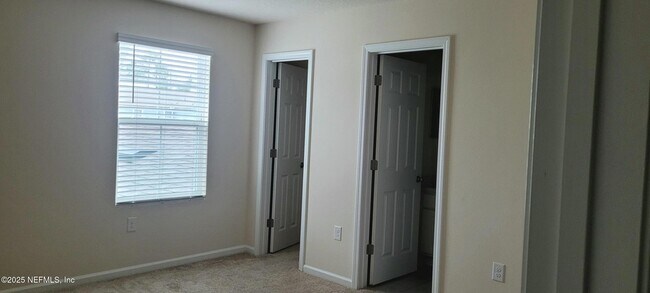 Building Photo - 894 Observatory Pkwy