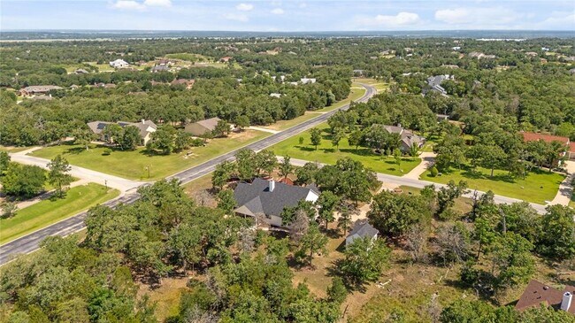 Building Photo - 105 Musket Dr