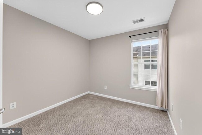 Building Photo - 7015 Trek Way