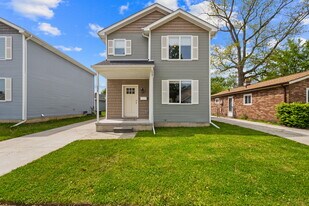 Building Photo - 534 E Brickley Ave