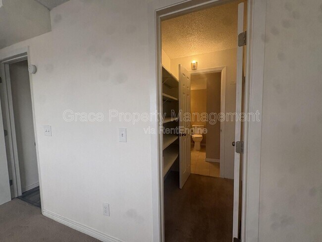 Building Photo - 2740 W 86th Ave