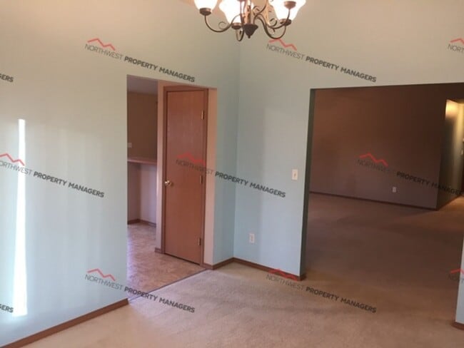 Building Photo - STATUS: *PENDING APPLICATION* | R109 |  $2...