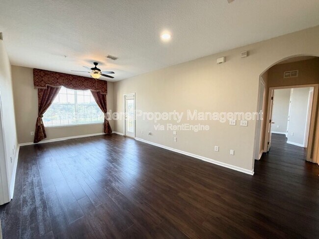 Primary Photo - 7801 Point Meadows Dr