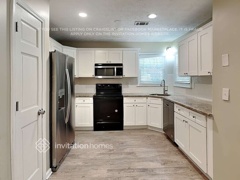Building Photo - 4491 Marci St