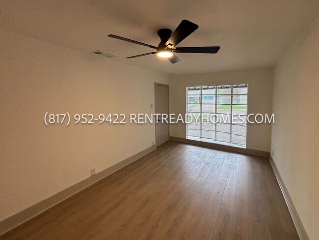 Building Photo - 3835 Basswood Dr