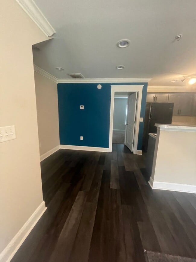 Building Photo - 06-205 Fisher