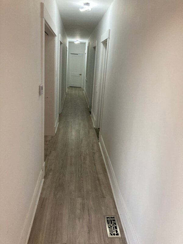 Building Photo - 132 Stamm Ave