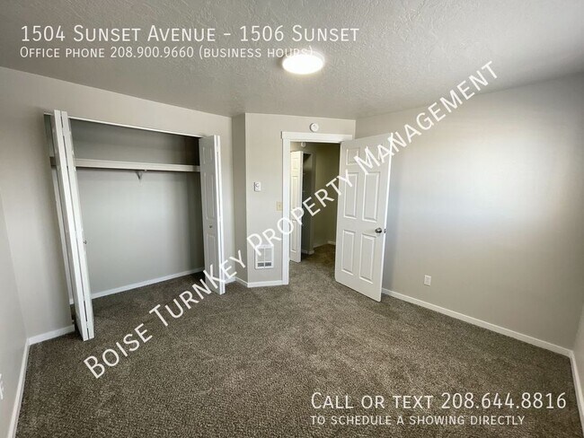 Building Photo - 1504 Sunset Ave