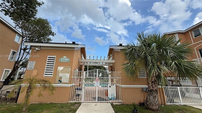 Building Photo - 17720 NW 73rd Ave