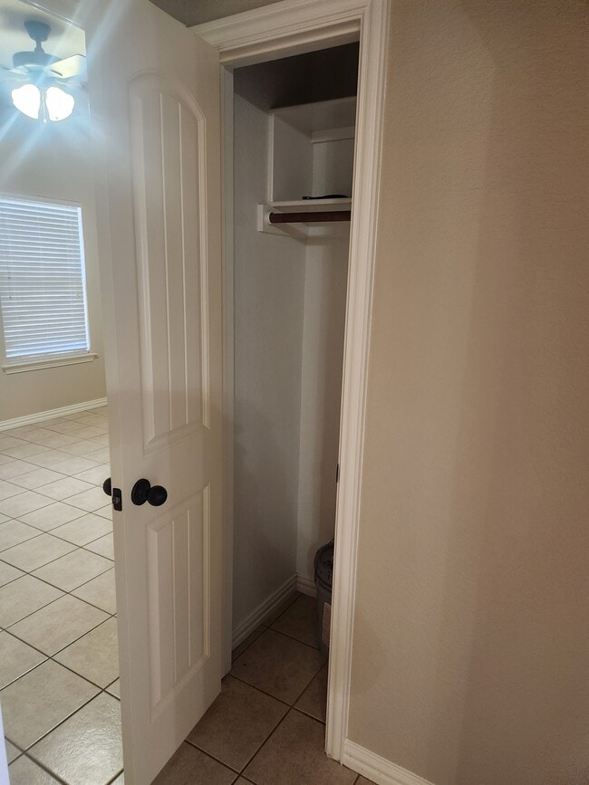 Building Photo - 437 Dunlap Ave