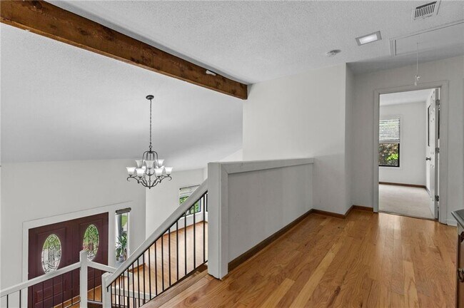 Building Photo - 890 Muirfield Ridge NE