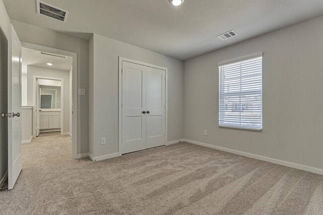 Building Photo - 294 Brazen Forest Trl