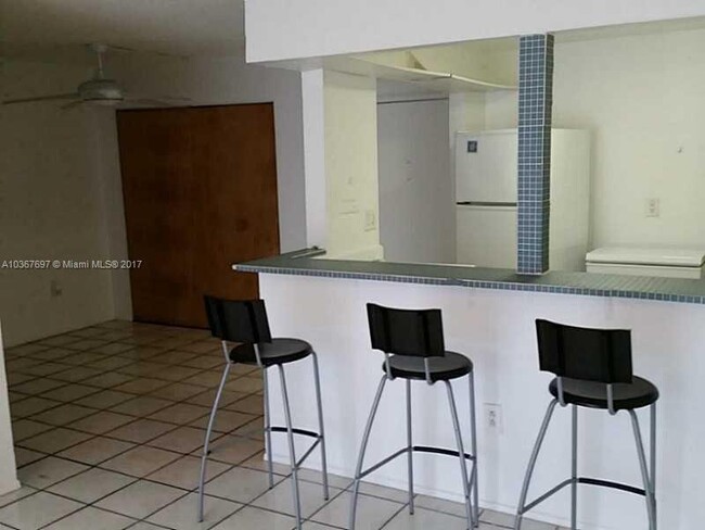 Building Photo - 2 bedroom in North Miami FL 33160