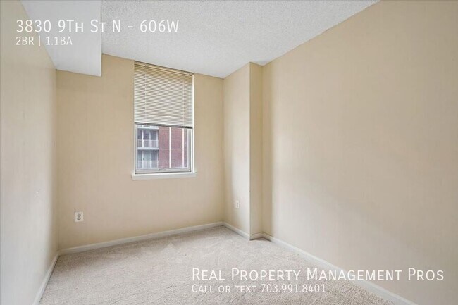 Building Photo - 3830 9th St N