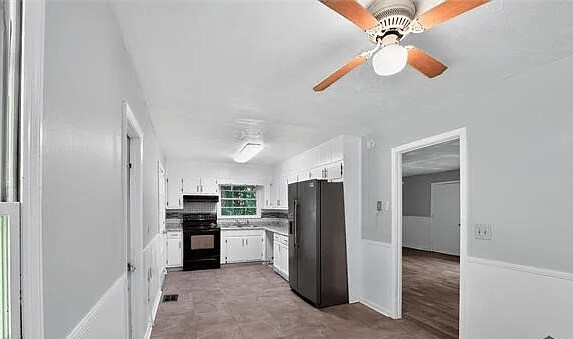 Building Photo - 704 Valleyview Dr