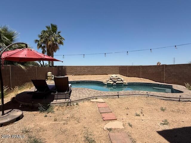 Building Photo - 41738 W Hillman Dr