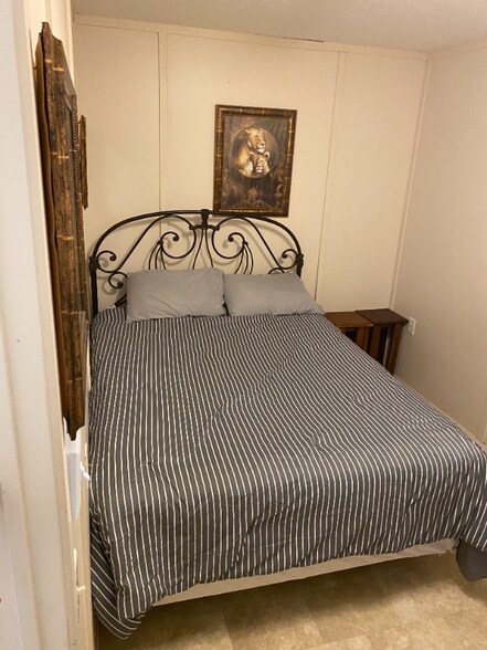 Building Photo - 3525 Olivier St