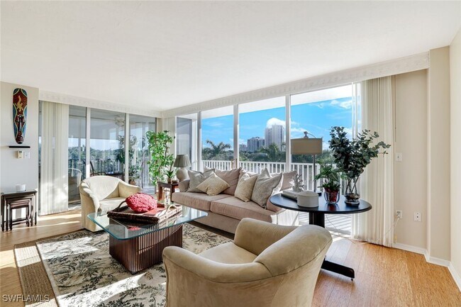 Building Photo - 6361 Pelican Bay Blvd