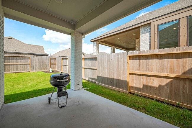 Building Photo - 12331 Palmetto Dr