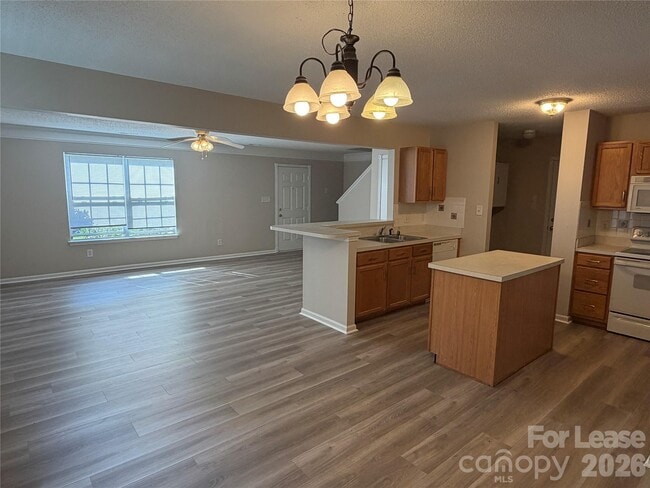 Building Photo - 137 Camforth Dr