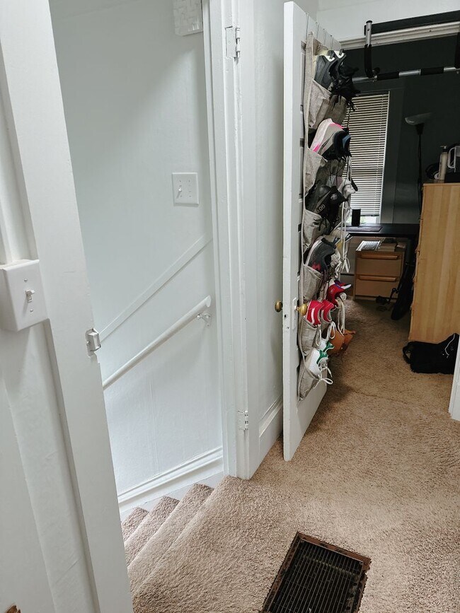 Building Photo - 821 Billy Frank Jr. St