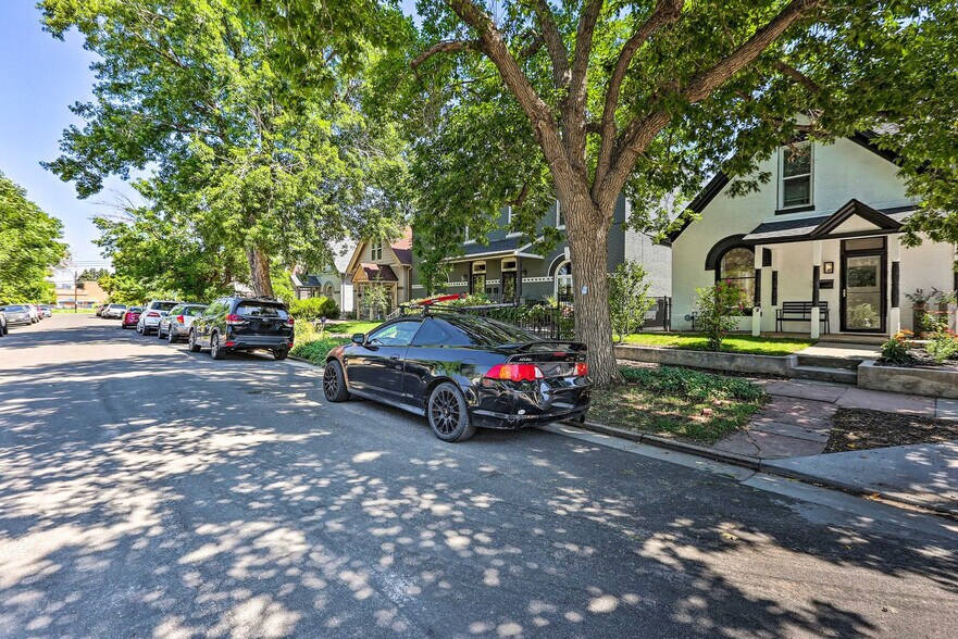 Building Photo - 420 Elati St