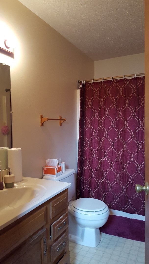 Building Photo - Highland Village - 3 bedroom 2 bath Home!