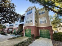 Building Photo - 8300 Elm Park Dr