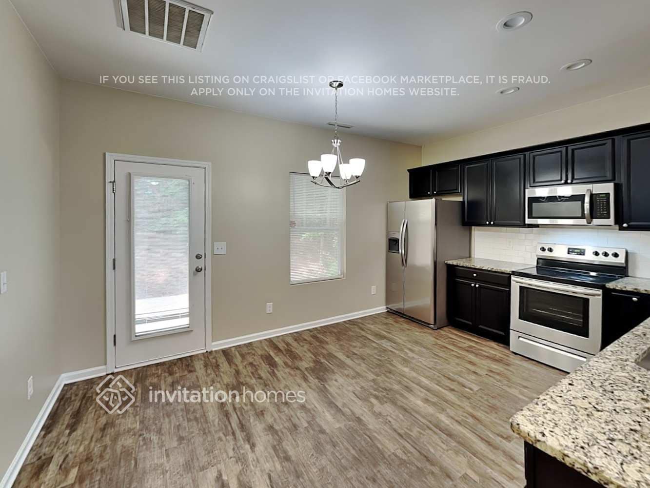 Building Photo - 4190 Broadstairs Dr SW