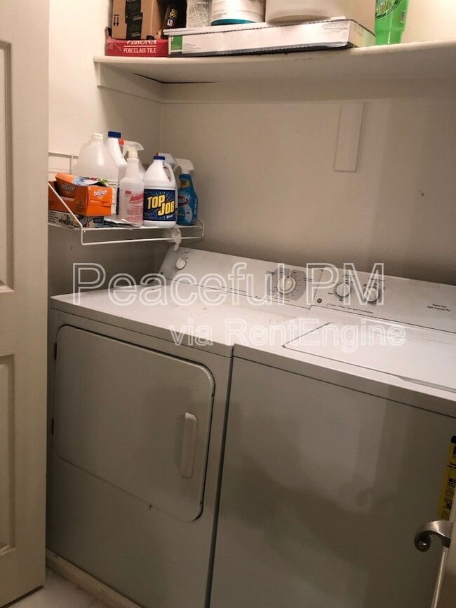Building Photo - 1247 W 1520 N