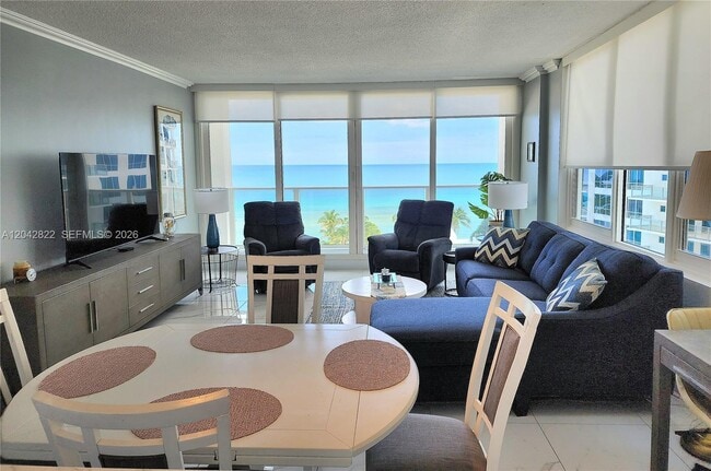 Building Photo - 3505 S Ocean Dr