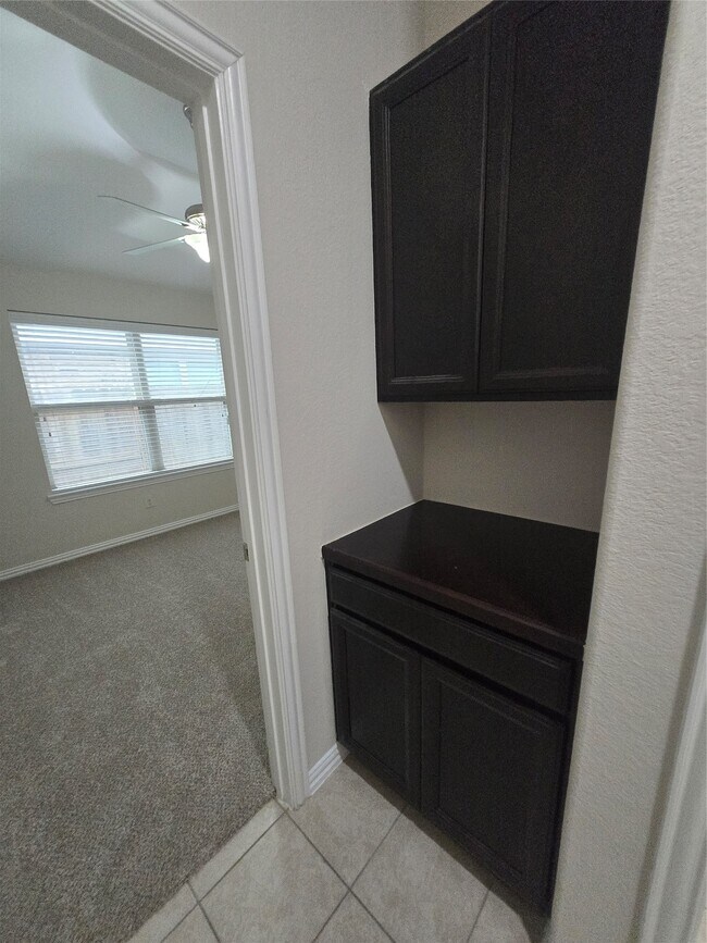 Building Photo - 9126 Monarch Field Ln