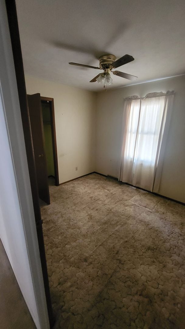 Building Photo - 4 bedroom 1.5 bath home North Side Springf...
